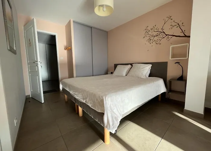 1 Avec Piscine & Vue Sur La Baie D'ajaccio